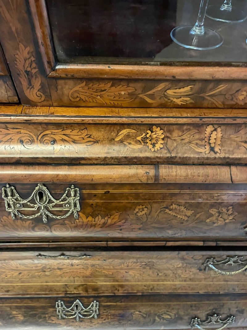 Antique 18th Century Quality Dutch Marquetry Inlaid Burr Walnut Display Cabinet - Image 18